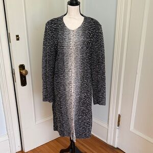 St John’s Elegant Black and White Knit jacket